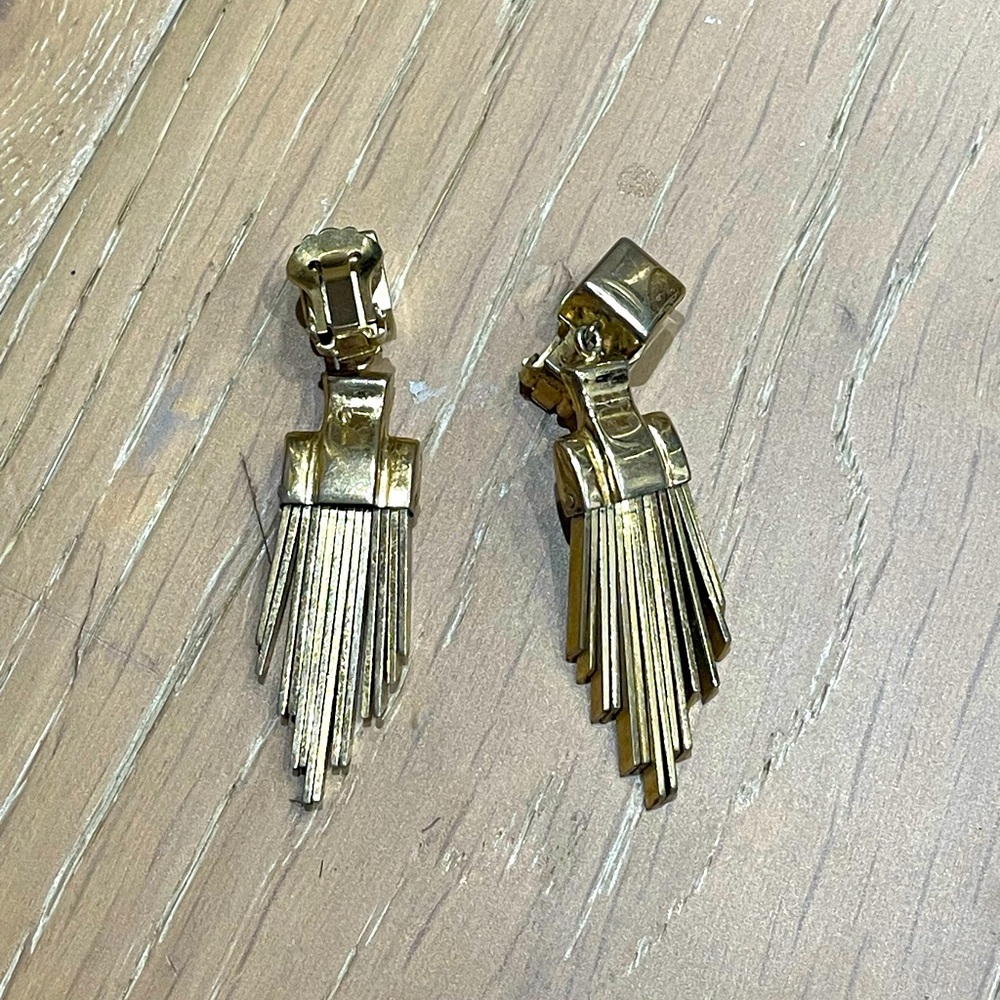 Clip on gold earrings